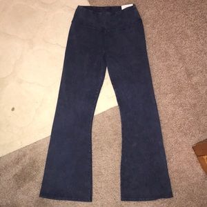 Aerie Cropped Kick Flare leggings! New with tags!